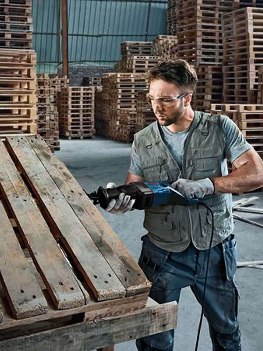 Пила сабельная 29мм Bosch GSA 120 Professional