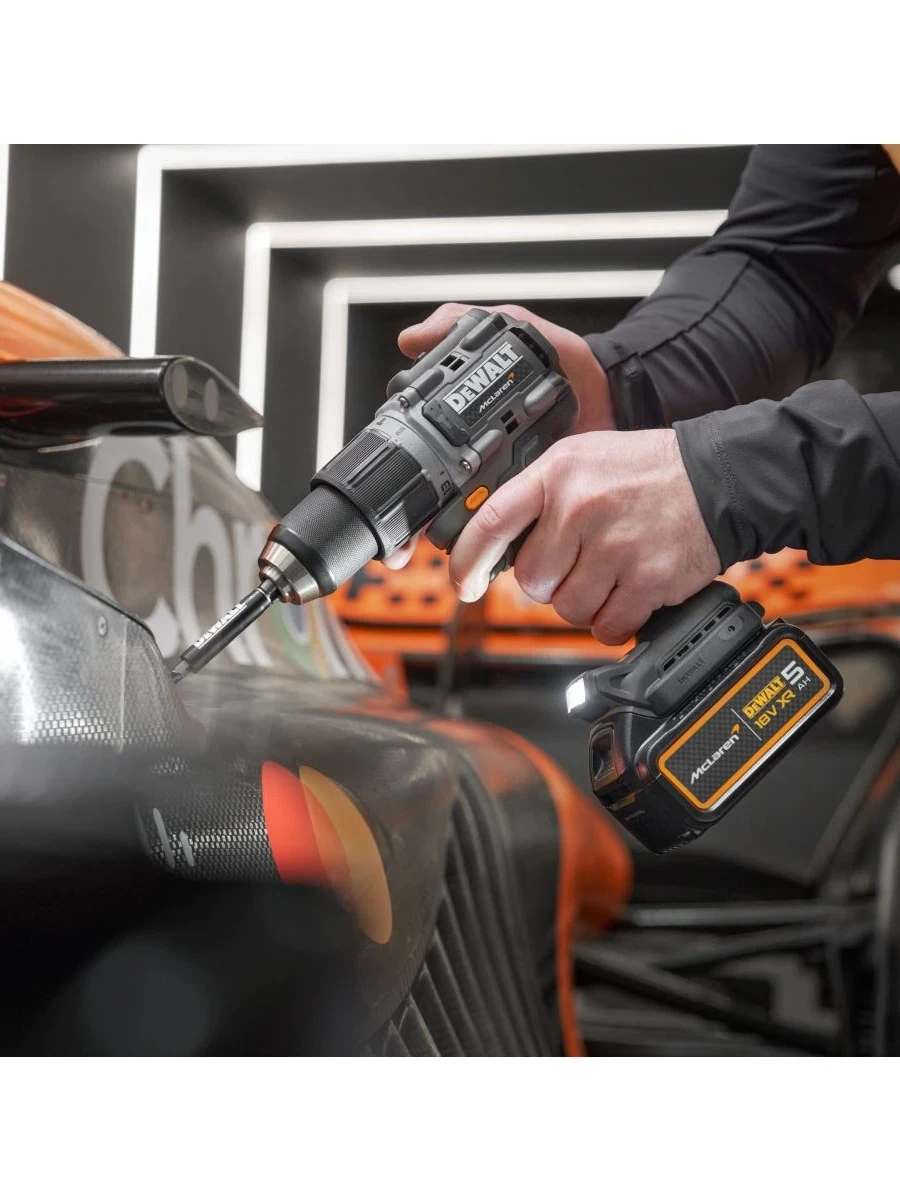 Двухскоростная ударная дрель-шуруповёрт DeWalt McLaren Limited Edition DCD85MP2T-QW