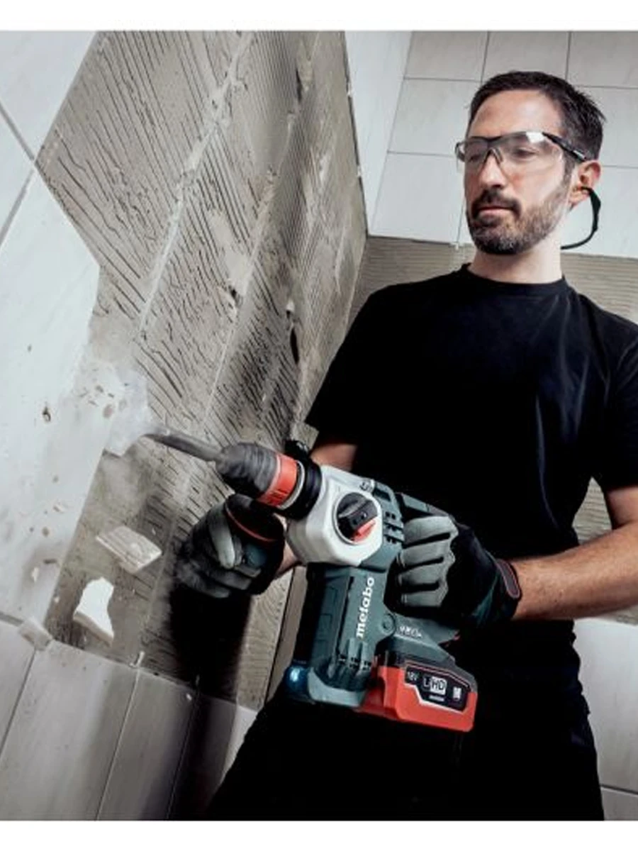 Трёхрежимный перфоратор SDS-Plus Metabo KHA 18 LTX BL 24 (600211510)