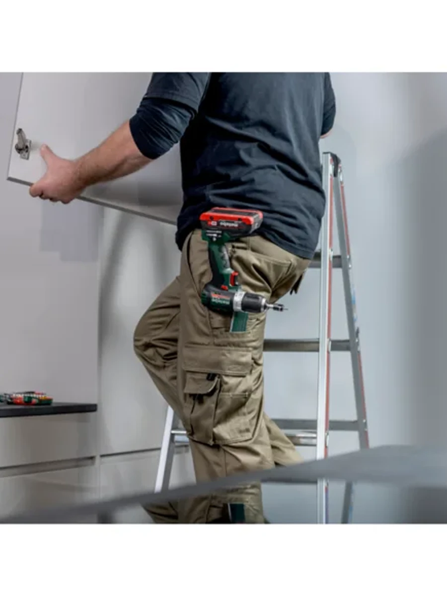 Двухскоростная безударная дрель-шуруповёрт Metabo BS 18 L BL (613155500)