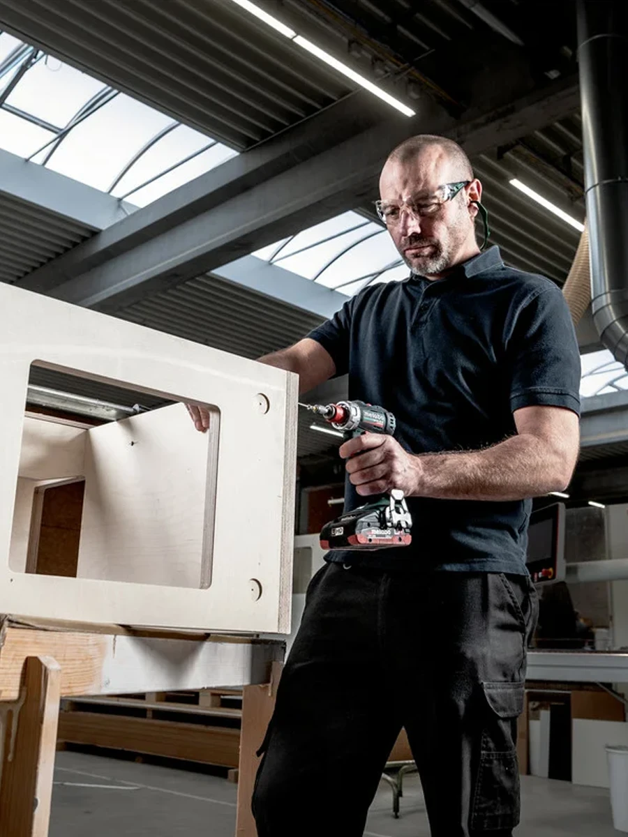 Двухскоростная безударная дрель-шуруповёрт Metabo BS 18 L BL Q (602327800)