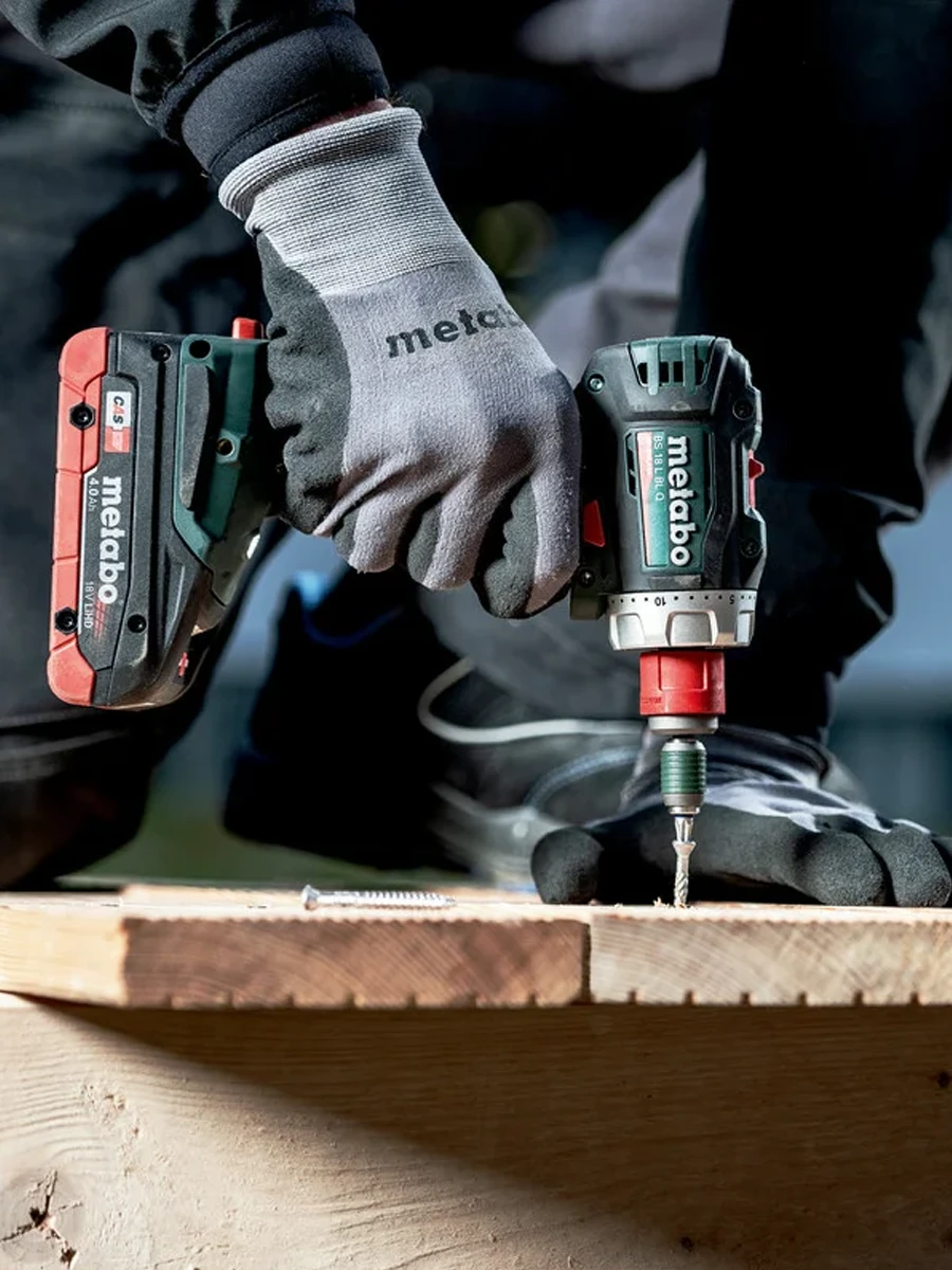 Двухскоростная безударная дрель-шуруповёрт Metabo BS 18 L BL Q (602327800)