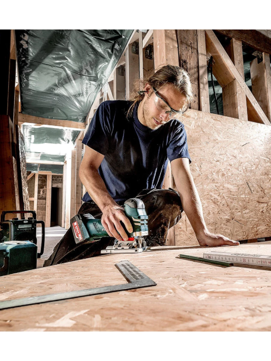 Лобзик 24мм Metabo STA 18 LTX 140 (601405840)