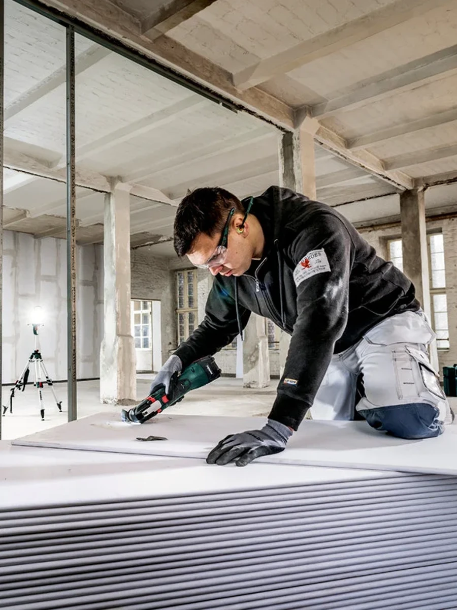 Реноватор Metabo MT 18 LTX Compact (613021710)