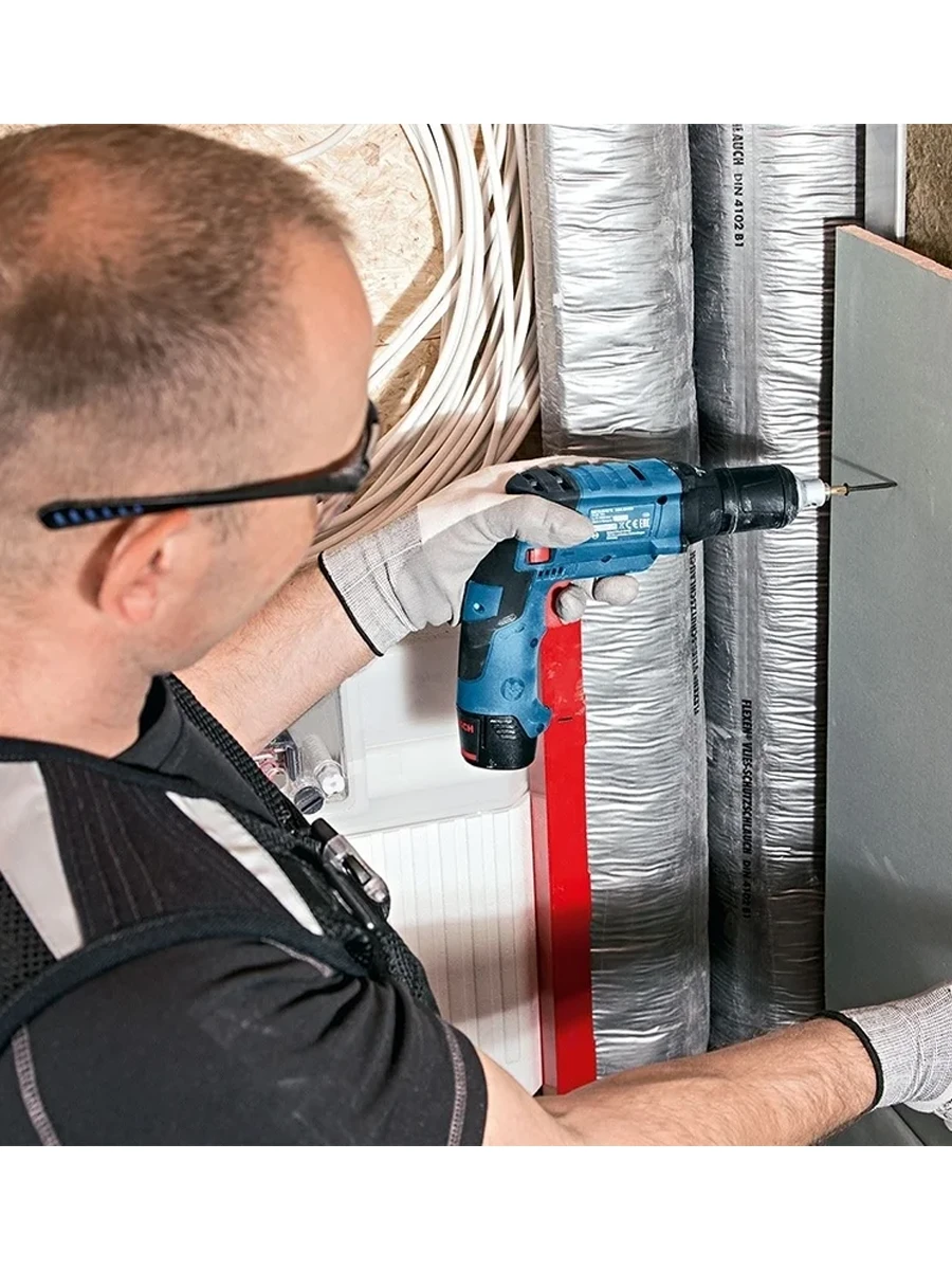 Шуруповерт Bosch GTB 12V-11 Solo (06019E4002)